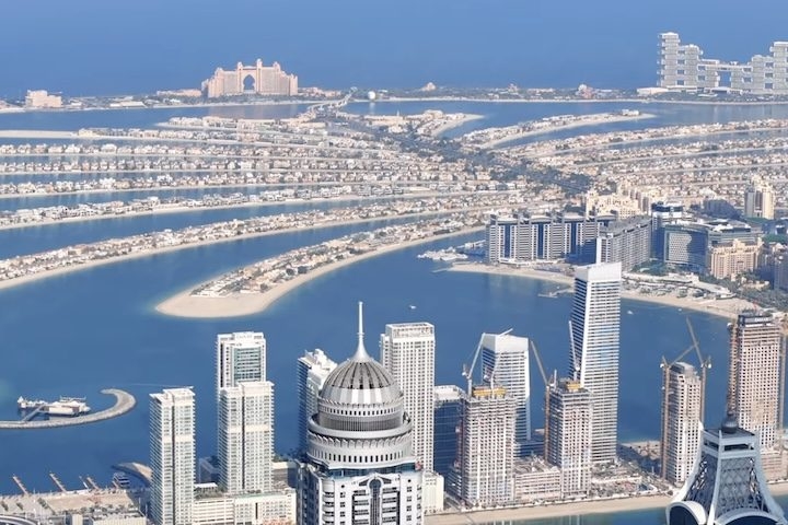 Ao todo, a ilha artificial tem 31 km² e foi criada para ser uma vitrine do urbanismo de alto padrão.  Reprodução: Flipar