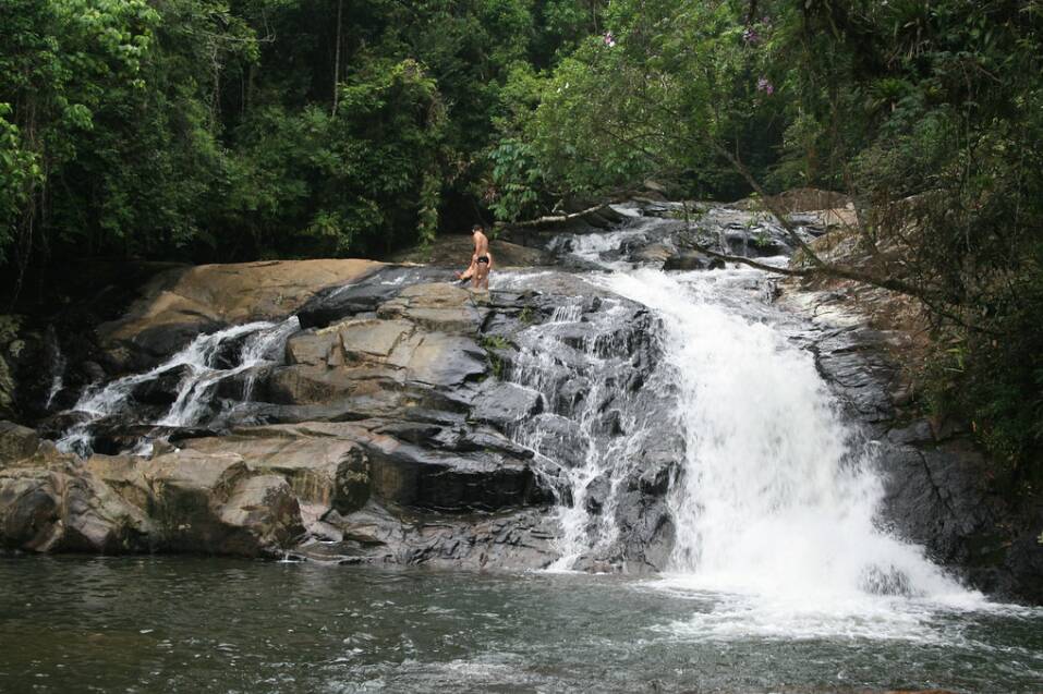A cachoeira do Pitu é uma das quatro mais bonitas da cidade no extremo sul de São Paulo. Foto: Reprodução/ Prefeitura de Cananéia