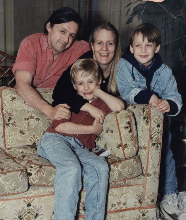 Foi em 2004 que decidiu se afastar de Hollywood. Ele já havia solicitado ao pai uma pausa no trabalho, mas não foi atendido. Com a separação dos pais, Culkin conseguiu romper a tutela deles sobre sua carreira e finanças. Ele também afirmou que o pai o pressionava a atuar mediante ameaças.
 Reprodução: Flipar