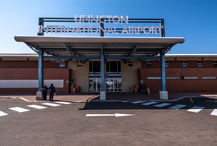 Este sítio é um grande ponto de transferência, principalmente de cargas. O espaço recebe voos fretados, com maior concentração de novembro a janeiro. Reprodução: Flipar