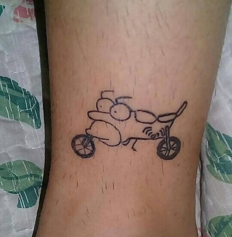 As imagens foram compartilhadas no Twitter @tattooruim. Foto: Reprodução/Twitter