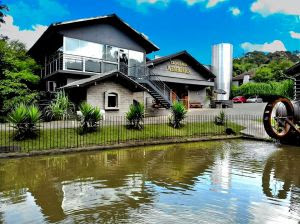 Weber Haus é uma destilaria localizada no Rio Grande do Sul