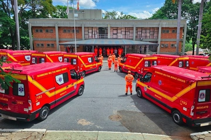 Segundo informações do Corpo de Bombeiros Militar de Minas Gerais, o chamado de socorro foi registrado às 18h14. Reprodução: Flipar