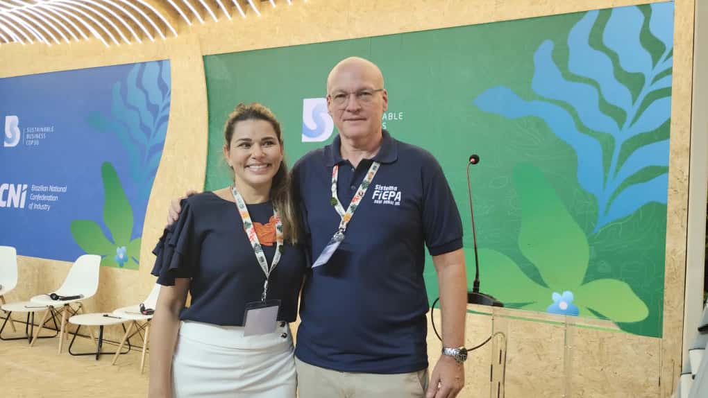 Empresária Priscila Vieira ao lado do presidente da FIEPA, Alex Carvalho.. Foto: Foto: Michelle Valente / enviada especial do Portal iG