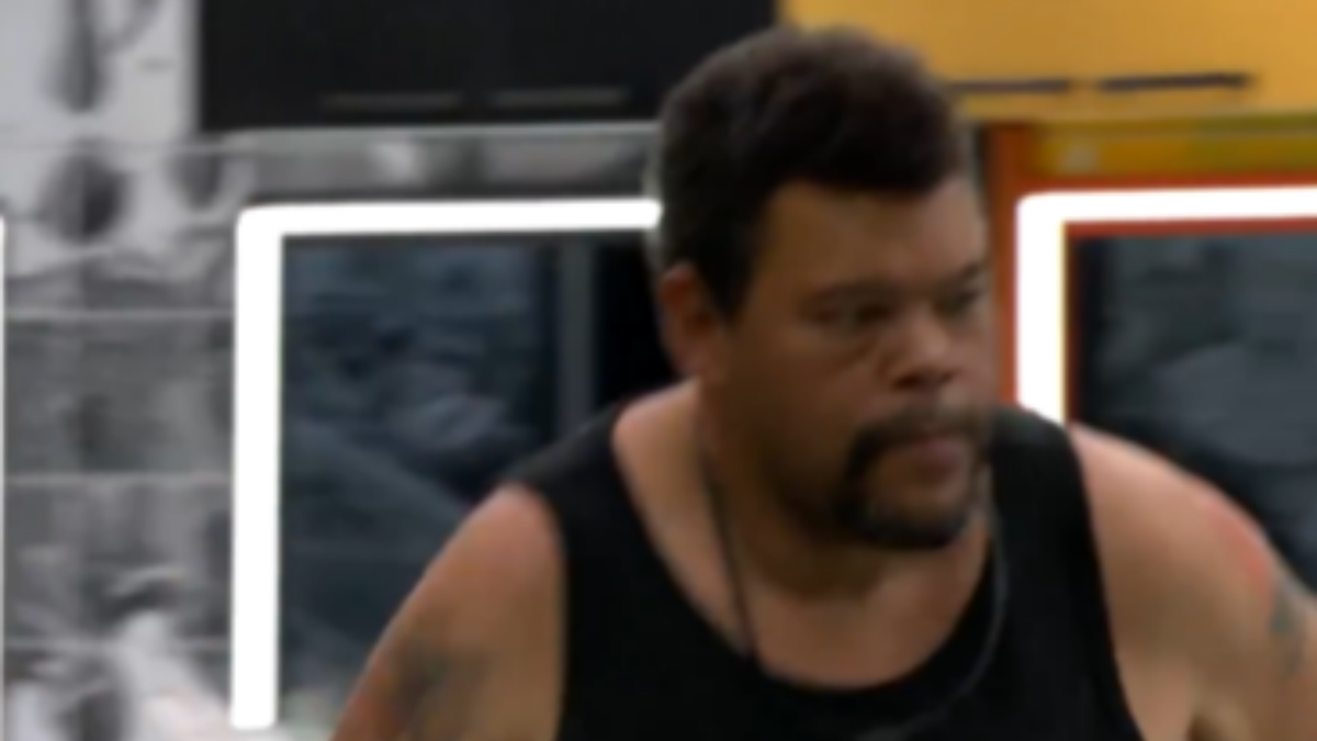 Babu Santana atende ao Big Fone. Foto: Reprodução/TV Globo
