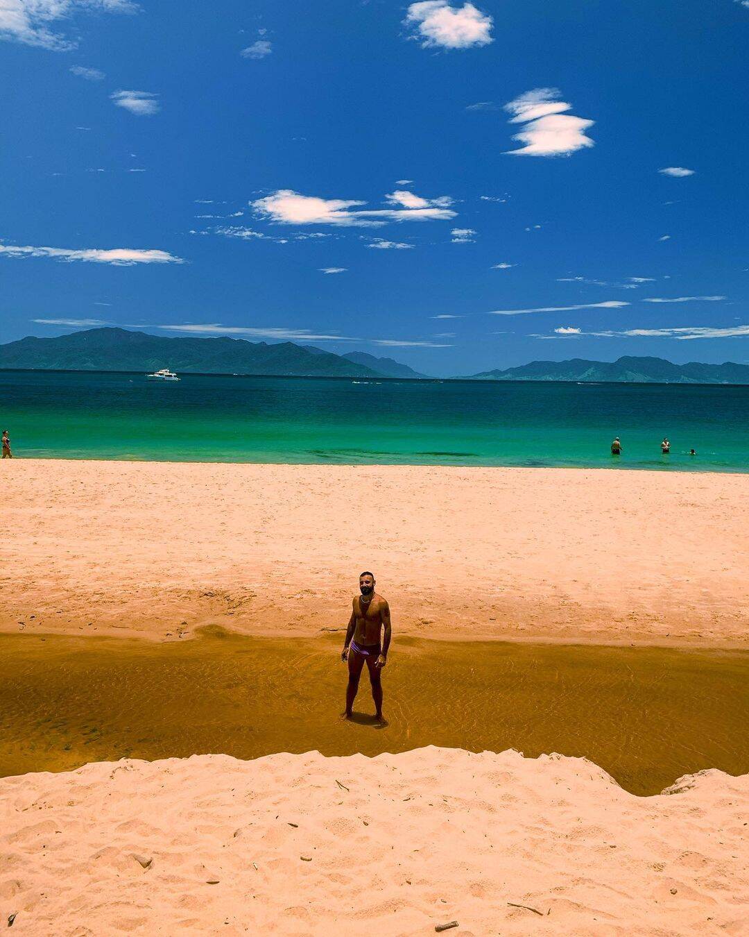 No caminho a Praia Aguda, há um mirante em que é possível ver Ilhabela. Foto: Reprodução/Instagram