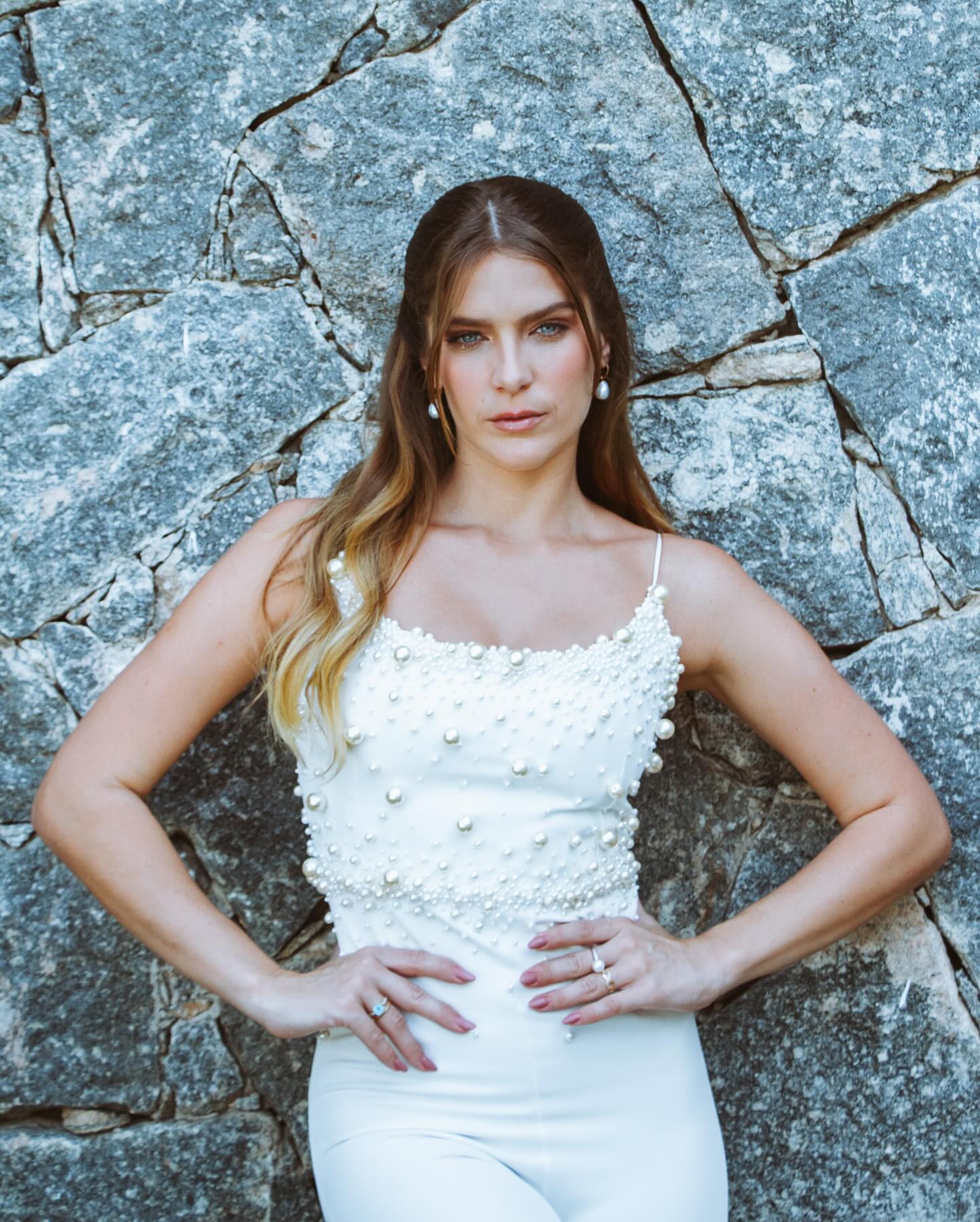 Isabella Santoni decidiu look do casamento 3 dias antes da cerimônia Reprodução/Instagram