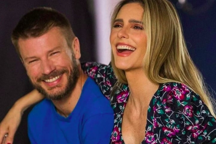 Ele e Fernanda Lima estão casados desde 2003. Nascida em 25/6/1977, em Porto Alegre, Rio Grande do Sul, Brasil, Fernanda iniciou carreira como modelo aos 14 anos, chegando a trabalhar em editoriais na Europa e Ásia  .. Foto: Reprodução: Flipar