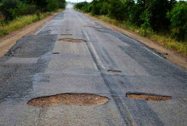 PE-545, de Exu a Ouricuri (PE) - 
Tem cerca de 70 km entre Exu e Ouricuri, no estado de Pernambuco. A administração dessa rodovia é responsabilidade do DER-PE (Departamento de Estradas de Rodagem de Pernambuco), que é o órgão estadual responsável pela manutenção e operação da via.
 Reprodução: Flipar