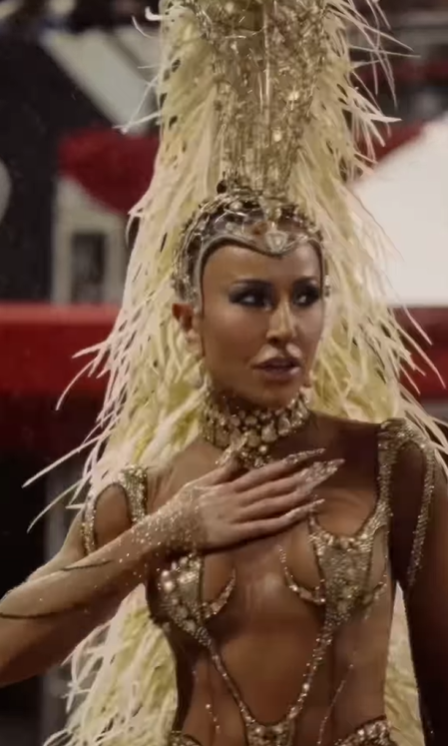 Cravejada, Sabrina Sato aposta em look ousado para festa Abre Alas. Foto: Instagram
