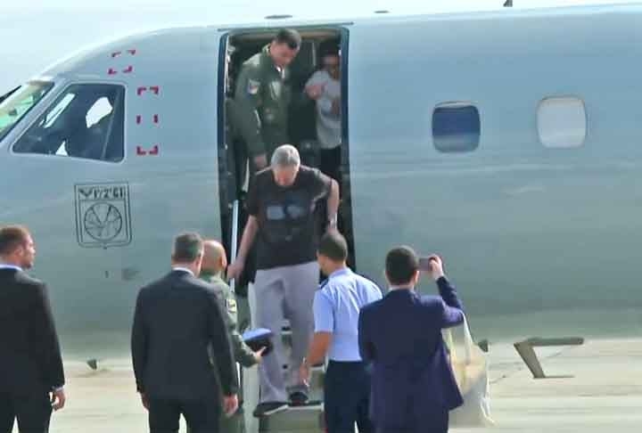 O segundo voo com 214 brasileiros vindos de Israel pousou na Base Aérea do Galeão, no Rio de Janeiro, às 2h41 da madrugada de quinta-feira (12/10).