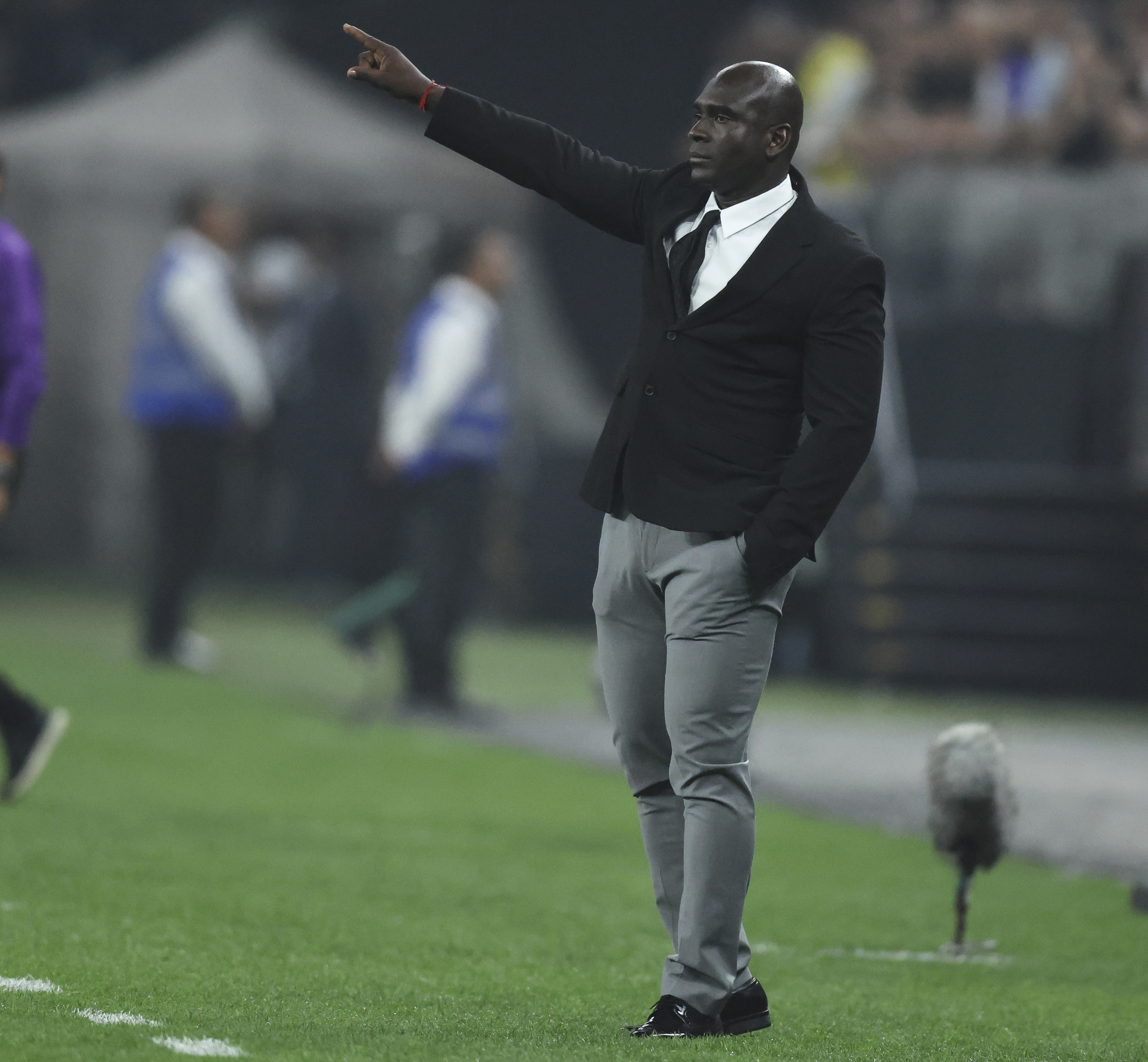 Segundo Castillo ficou conhecido pelas roupas diferentes que usava nos jogos. Foto: REPRODUÇÃO/CONMEBOL