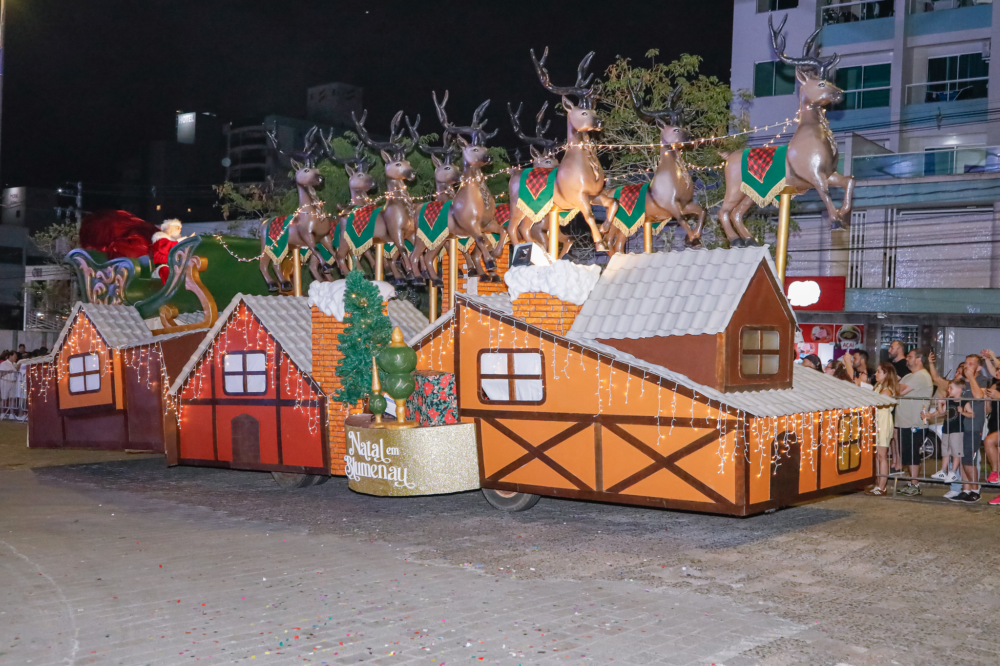 Desfile de Natal em Blumenau - SC. Foto: Divulgação / Prefeitura de Blumenau (SC)