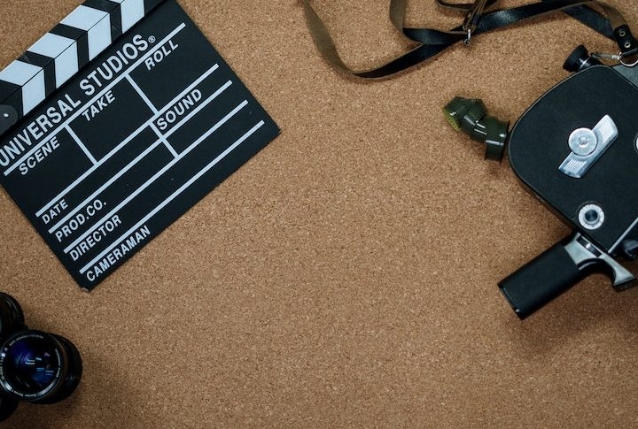 Existem casos em que celebridades se recusaram a atuar em continuações de filmes. Os roteiristas tiveram que dar um jeito de sumir com o personagem ou a direção escolheu outro ator para o mesmo papel.  Veja alguns exemplos.  Reprodução: Flipar