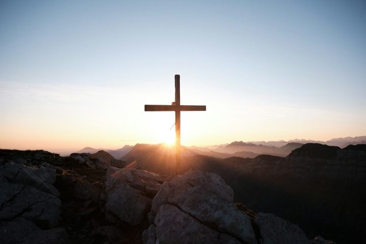 De acordo com os estudiosos, os achados estão de acordo com a descrição do Evangelho de João, que menciona um jardim com um túmulo novo próximo ao local da crucificação. Reprodução: Flipar