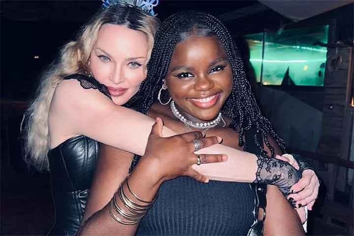 Mercy James (18 anos) - Madonna adotou a quarta filha em outro orfanato do Malauí, no ano de 2009.  
 Reprodução: Flipar