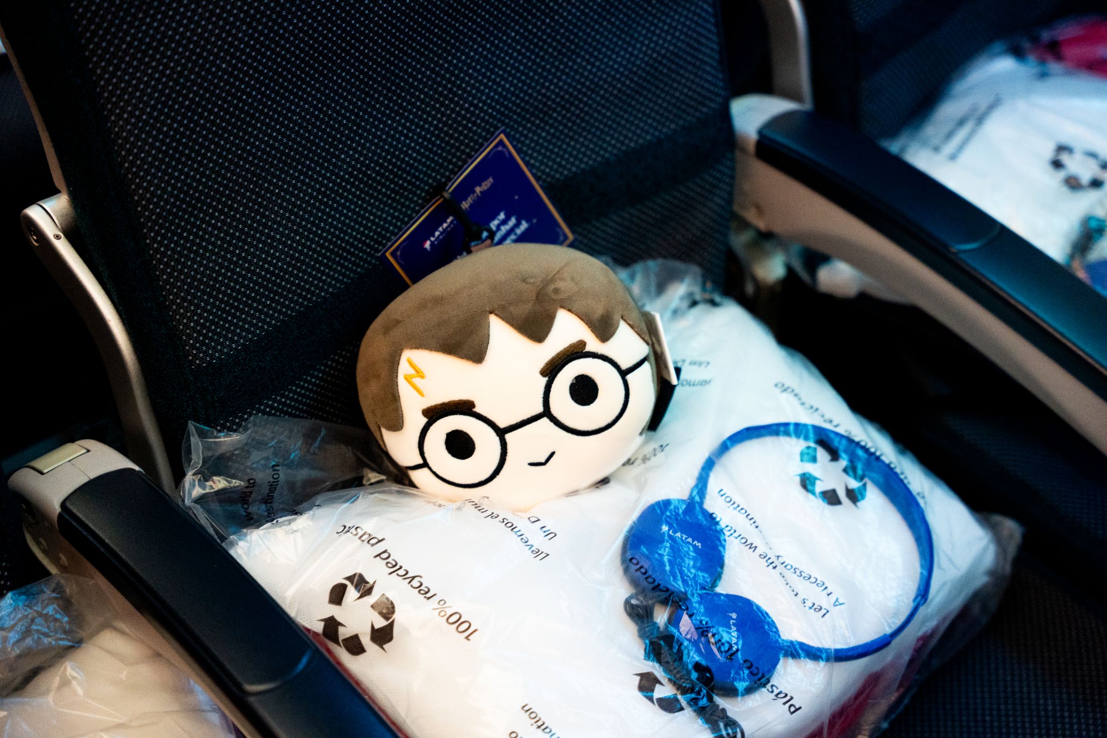 Almofada do Harry Potter. Foto: Divulgação / Latam