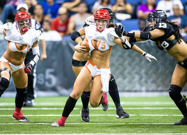 Legends Football League, o futebol americano onde as mulheres usam lingerie. Foto: Divulgação