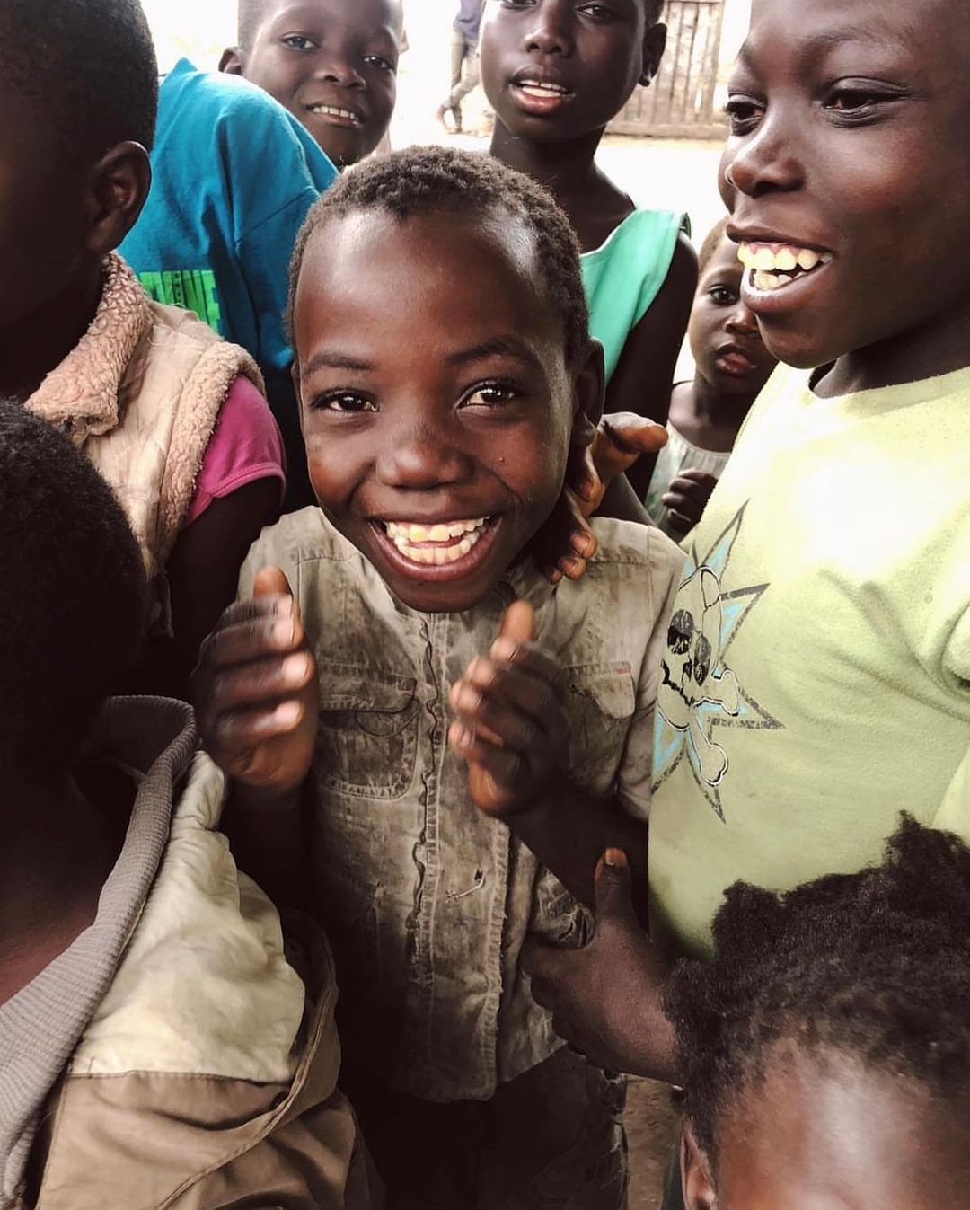 Rafa Kalimann abre álbum de fotos de viagem missionária para a África Reprodução/Instagram - 26.03.2024
