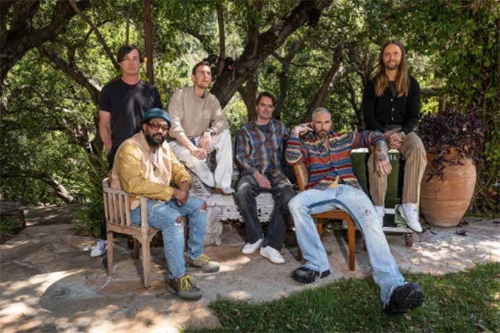 Poucos anos depois, os integrantes se reuniram com uma nova proposta sonora, incorporando influências do soul, do funk e do rhythm and blues ao pop rock. 
 Reprodução: Flipar