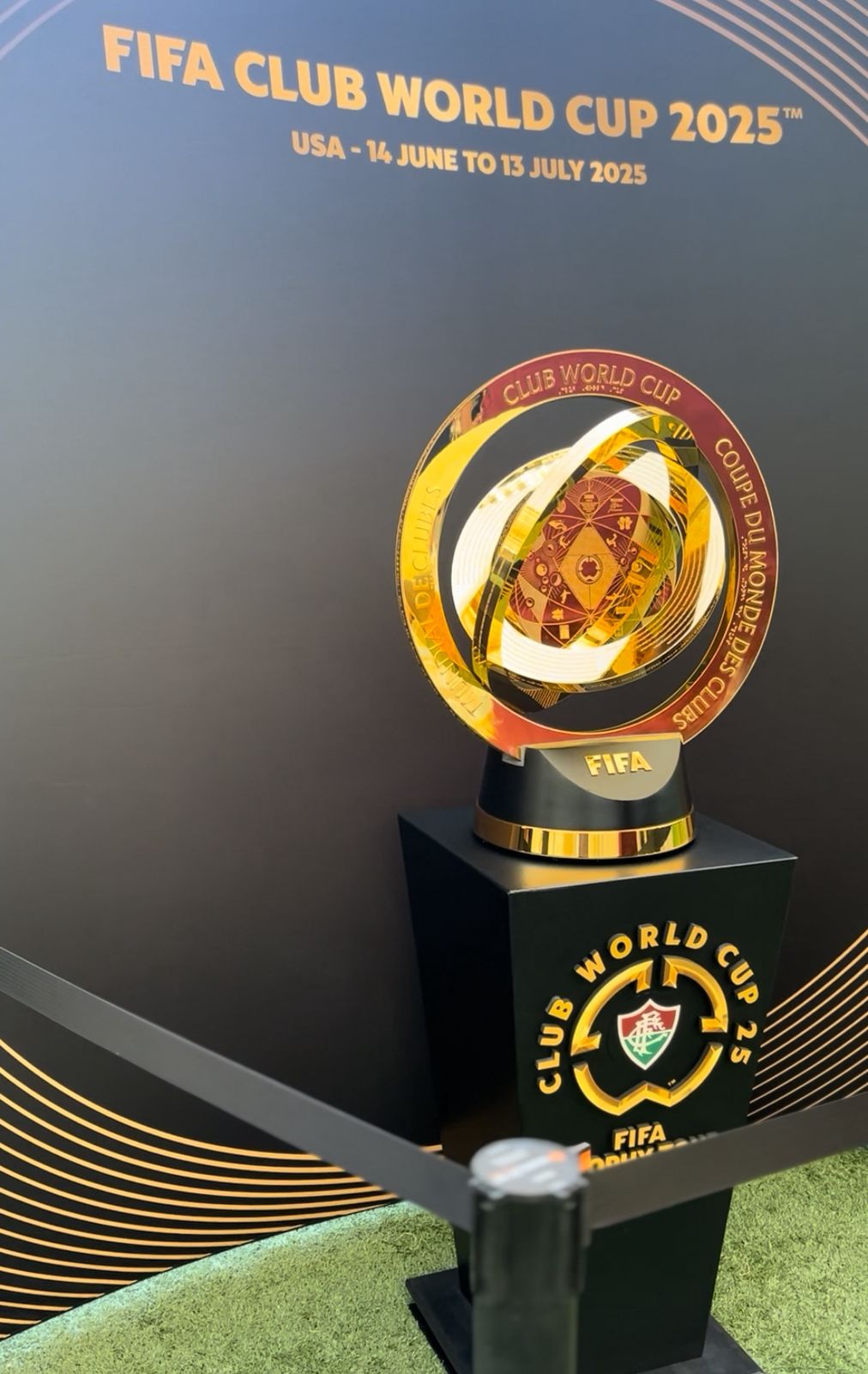 Taça do Mundial de Clubes da FIFA exposta no Maracanã. Foto: João Pedro Lima/Portal iG