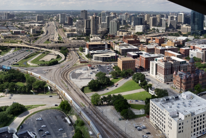 Localizada na região de Dallas, a cidade foi escolhida por sua crescente população e sua capacidade de atrair negócios, estando a cerca de 40 km dos principais aeroportos da região. Reprodução: Flipar
