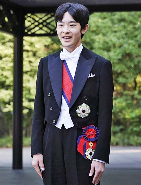 Esta situação tem gerado debates sobre a necessidade de revisão das regras de sucessão para permitir que mulheres possam ascender ao trono. Reprodução: Flipar