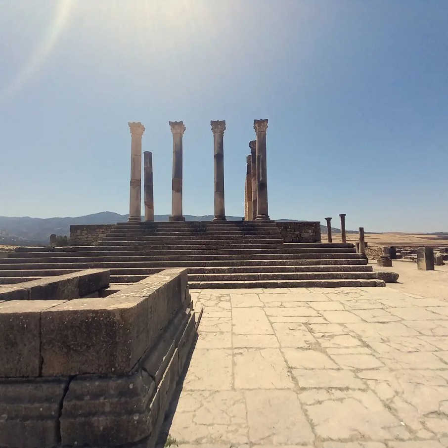 As ruínas de Volubilis, antiga cidade romana em solo marroquino. Foto: Reprodução/Instagram 04.08.2023