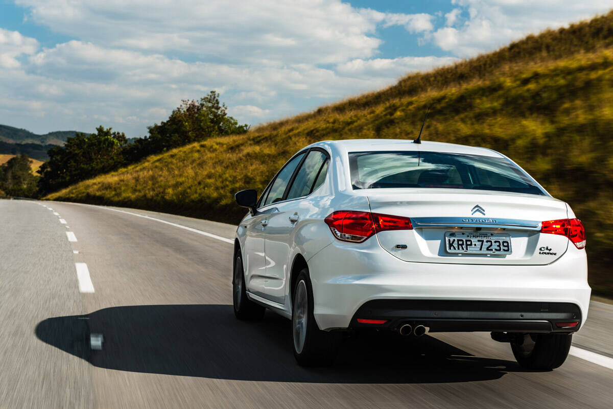 Citroën C4 Lounge 2017. Foto: Divulgação/Citroën