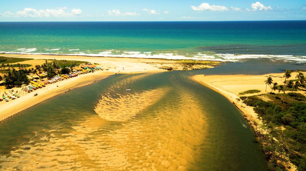 Praia de Imbassahi - Mata de São João - BA. Foto: Divulgação - Mtur