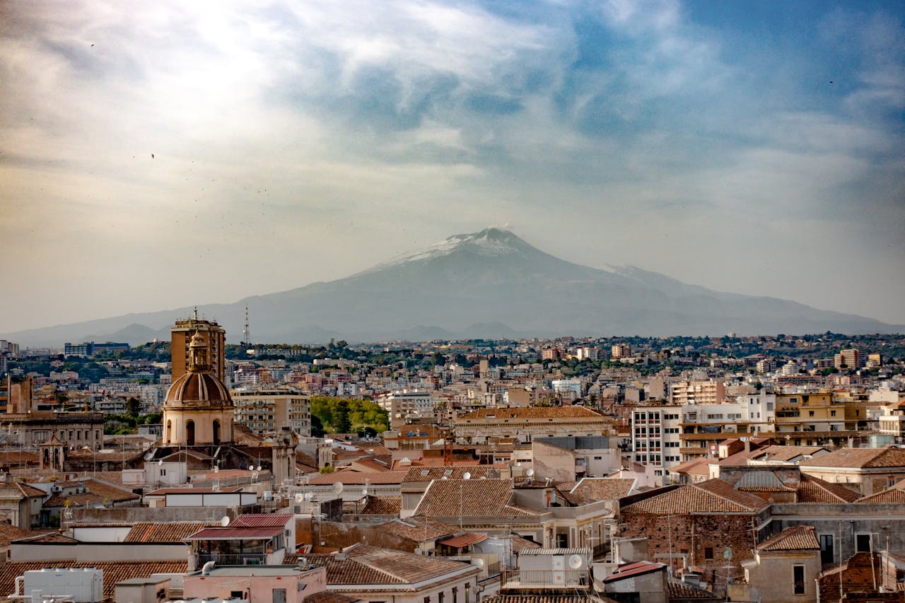 O Etna, na Sicília, é o vulcão mais ativo do mundo e o mais alto da Europa Oscar M/Pexels