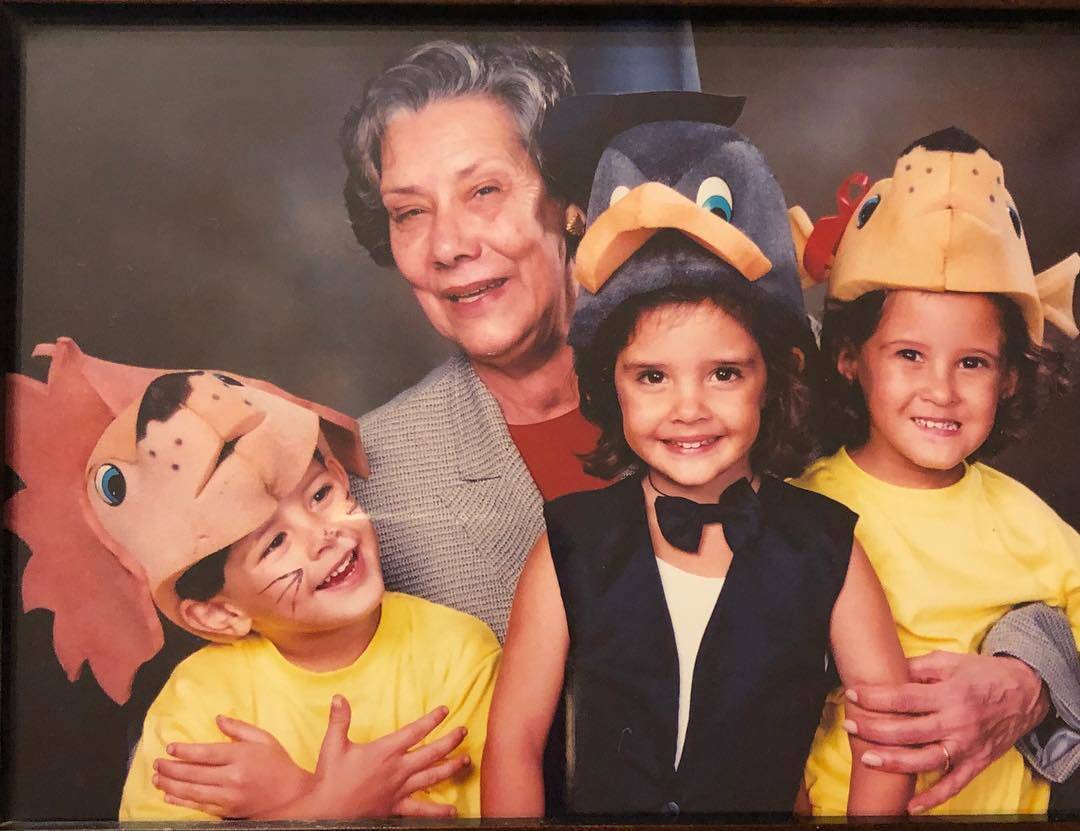 Fátima Bernardes com os filhos trigêmeos Laura, Beatriz e Vinícius. Foto: Reprodução/Instagram/@fatimabernardes