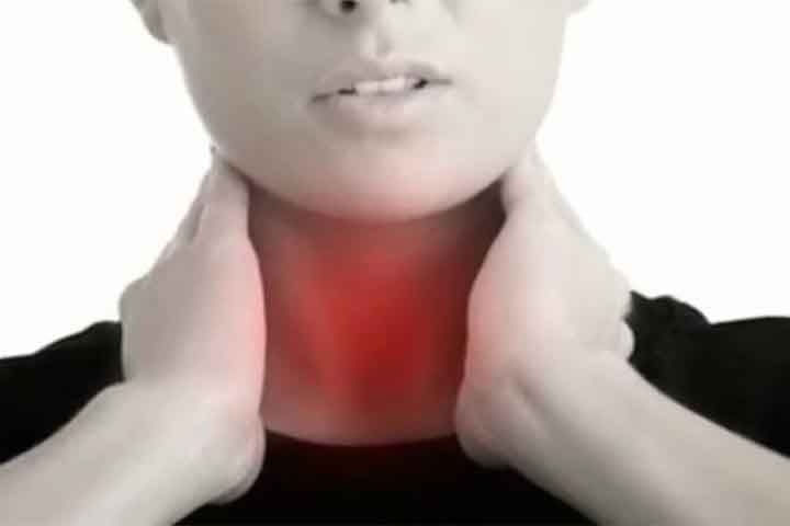 Além disso, alguns casos podem evoluir para complicações mais graves, com inflamações nos testículos, chamada de orquite, meningite viral e, em situações raras, pancreatite. A doença também pode ter impactos neurológicos, causar inflamação dos ovários ou do tecido mamário — ainda que esses desdobramentos sejam raros.

 Reprodução: Flipar