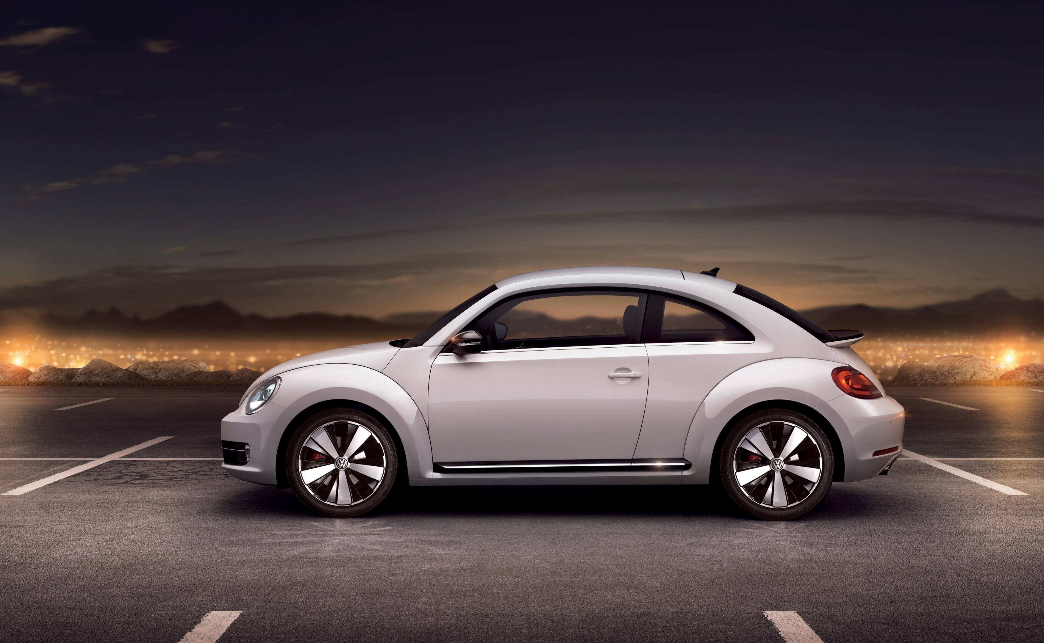 Фольксваген жук новый. Фольксваген Битл 2012. Фольксваген Жук Нью Битл. Фольксваген Битл 3. Volkswagen New Beetle 2012.