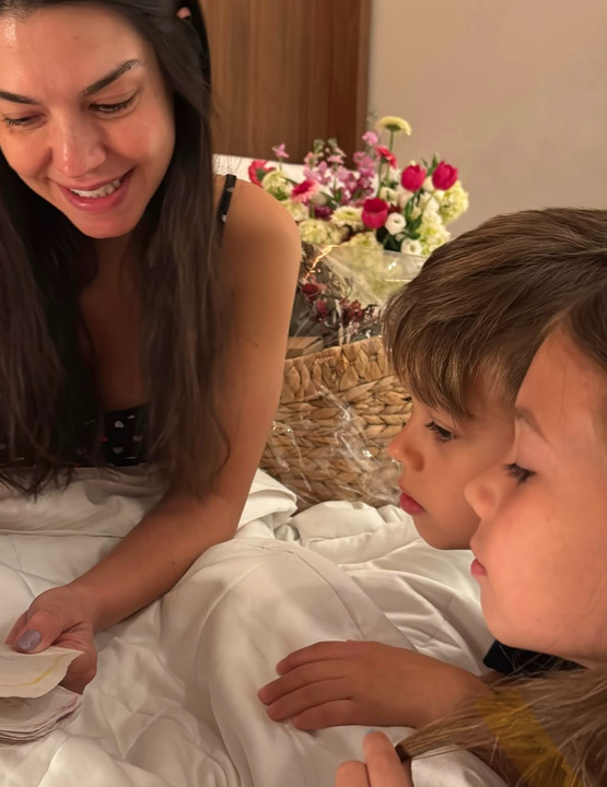 Thais Fersoza com os filhos. Foto: Reprodução: Instagram