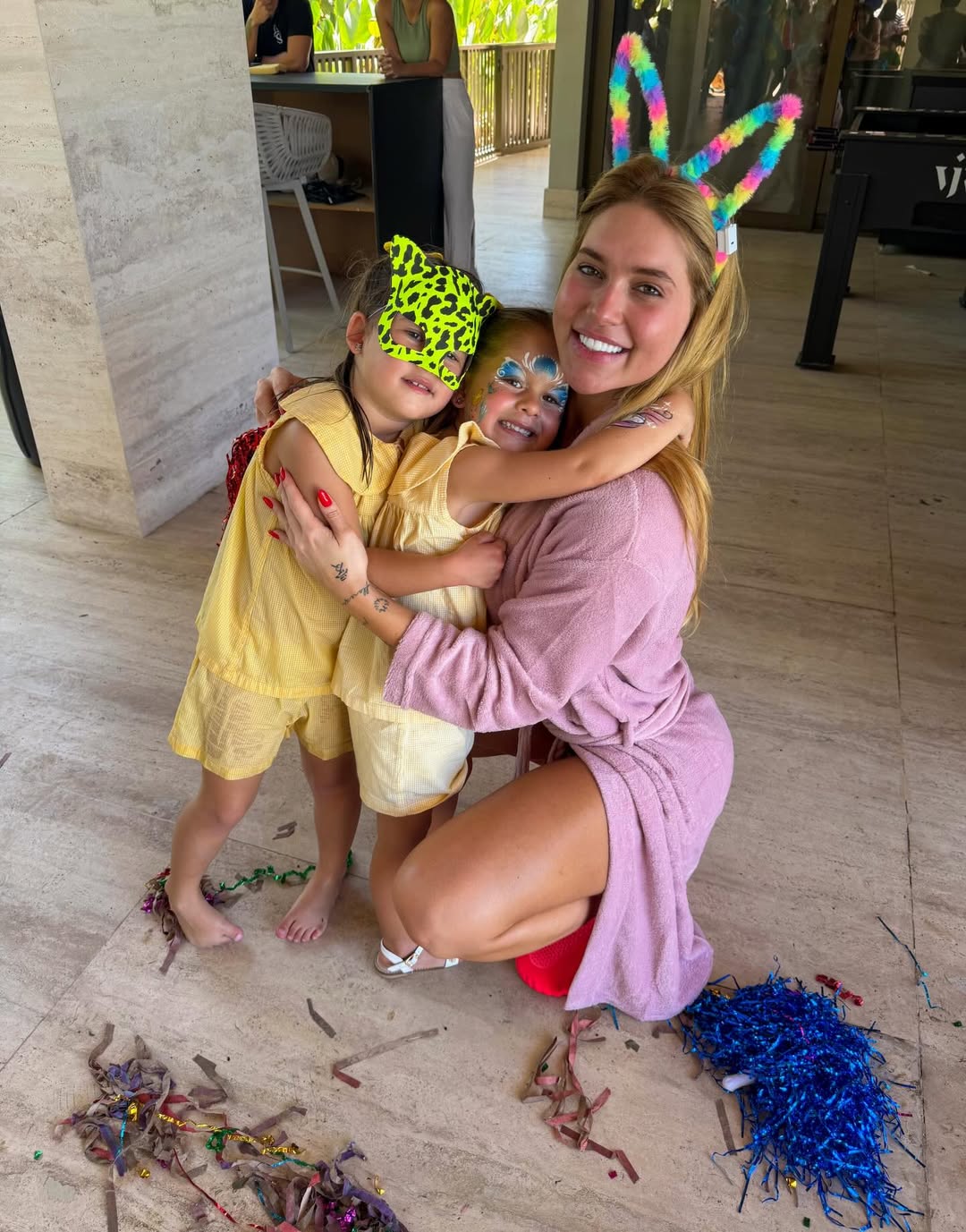 Virginia se diverte com os filhos em bloquinho surpresa enviado por Vini Jr.. Foto: Reprodução/Instagram