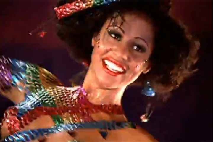 A modelo e atriz Valeria Valenssa tornou-se um rosto muito conhecido dos brasileiros entre os anos 90 e o início deste século no papel de Globeleza. 

 Reprodução: Flipar