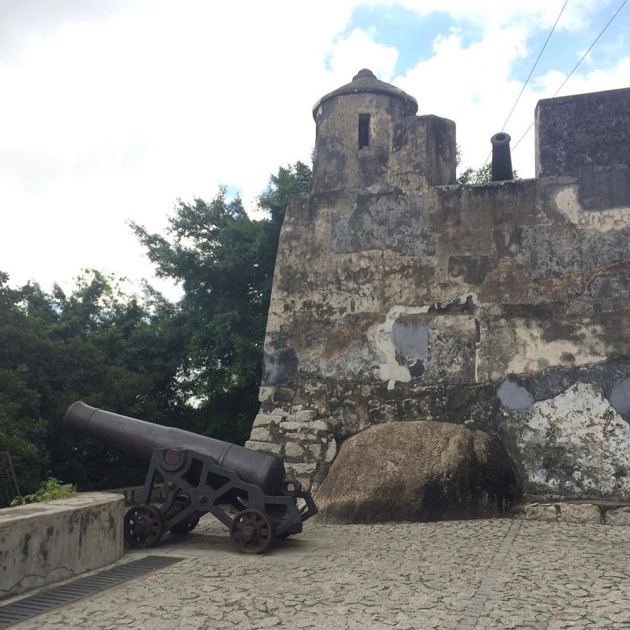 Canhão da Fortaleza do Monte em Macau, na China.. Foto: Reprodução/Instagram 03.02.2023