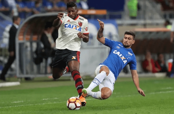 Jogo de volta das oitavas de final da Libertadores de 2018 (Raposa classificada): Cruzeiro 0 x 1 Flamengo, no Mineirão - Gol: Léo Duarte (FLA).