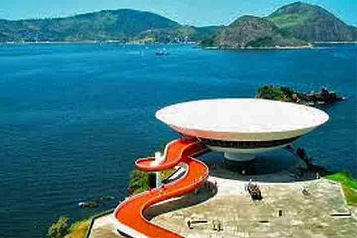 Niterói, no Rio de Janeiro, se destaca por priorizar políticas públicas voltadas para a terceira idade e oferecer uma boa combinação de serviços e lazer.  Reprodução: Flipar