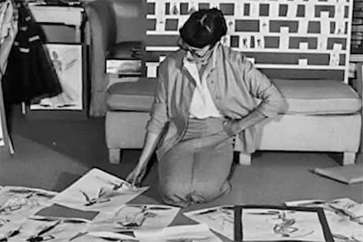 A figurinista, que trabalhou para os estúdios da Paramount e Universal, é considerada figura-chave na configuração do estilo que vigorou em Hollywood por longo tempo.
 Reprodução: Flipar