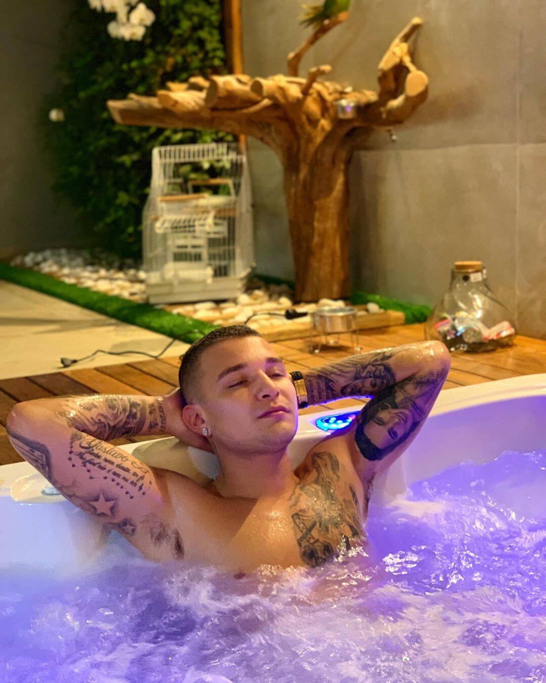 MC Gui pode ser condenado por polêmica na Disney. Foto: Reprodução / Instagram