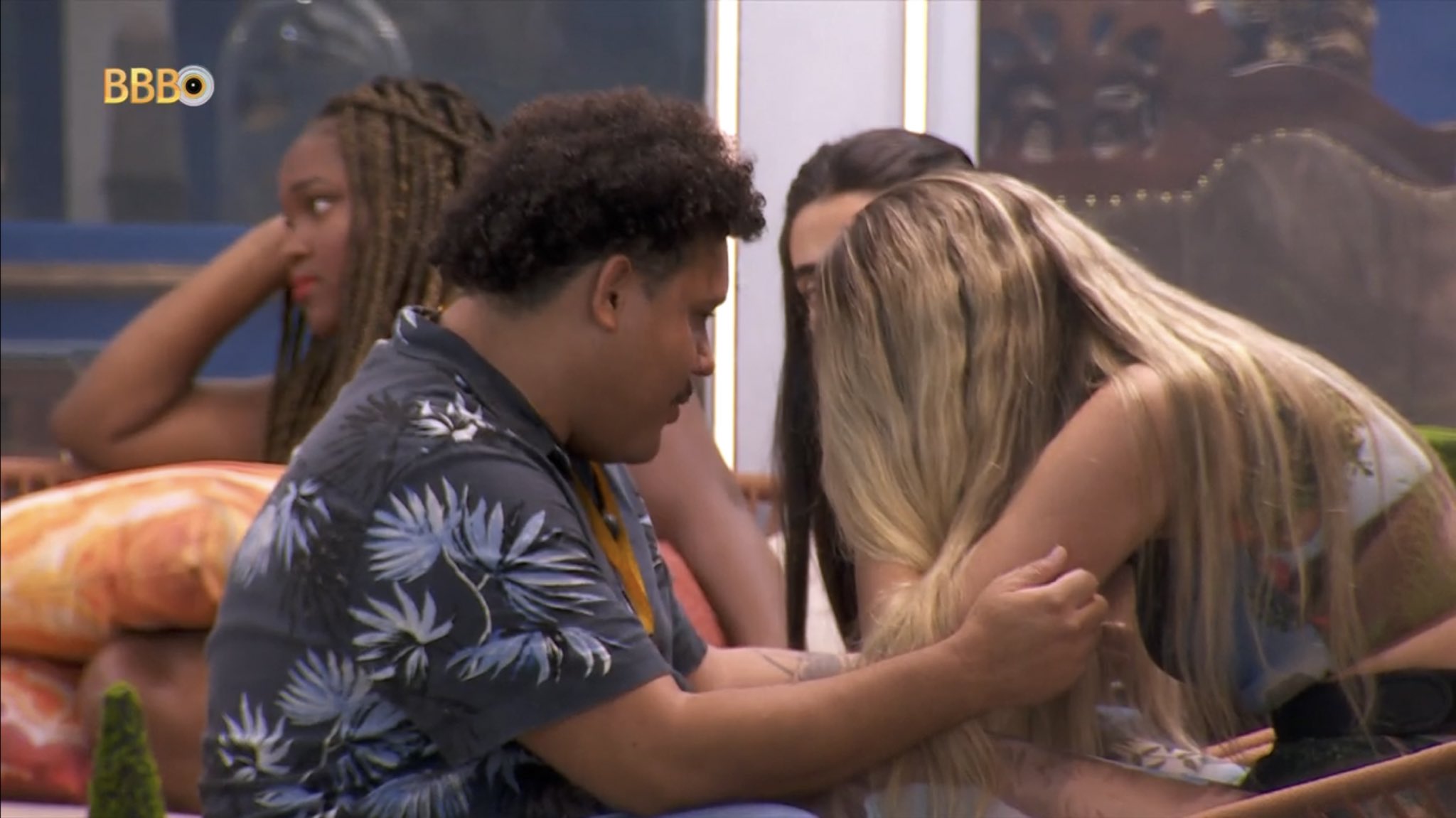 Yasmin foi consolada por Lucas após chorar no 'BBB 24' Reprodução/Globo - 05.03.2024 