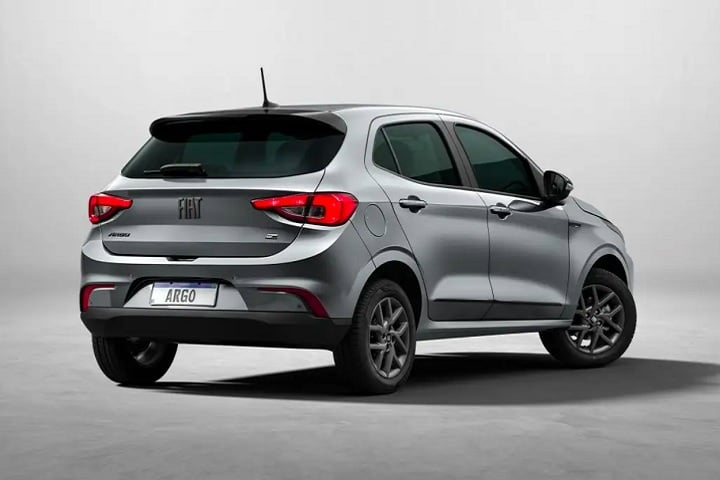 O Fiat Argo até se sai bem na estrada, mas seu desempenho em trajetos urbanos deixa a desejar. Reprodução: Flipar