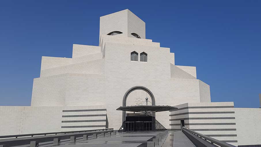Entrada do Museu da Arte Islâmica, em Doha no Catar. Foto: Felipe Carvalho