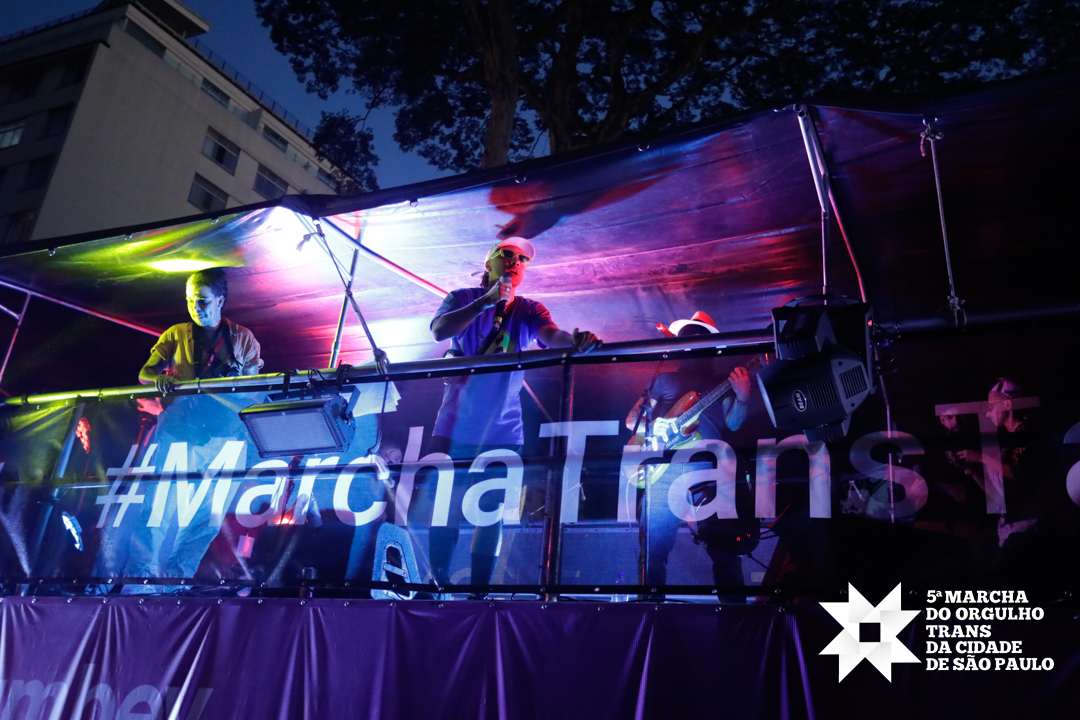 Artistas se apresentaram na 5ª Marcha do Orgulho Trans em 2022. Foto: Dani Villar