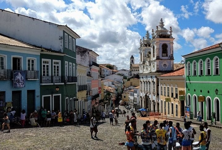 Com uma mistura de história, cultura e música, o bairro foi se tornando um importante destino turístico, atraindo visitantes de todo o mundo. Reprodução: Flipar