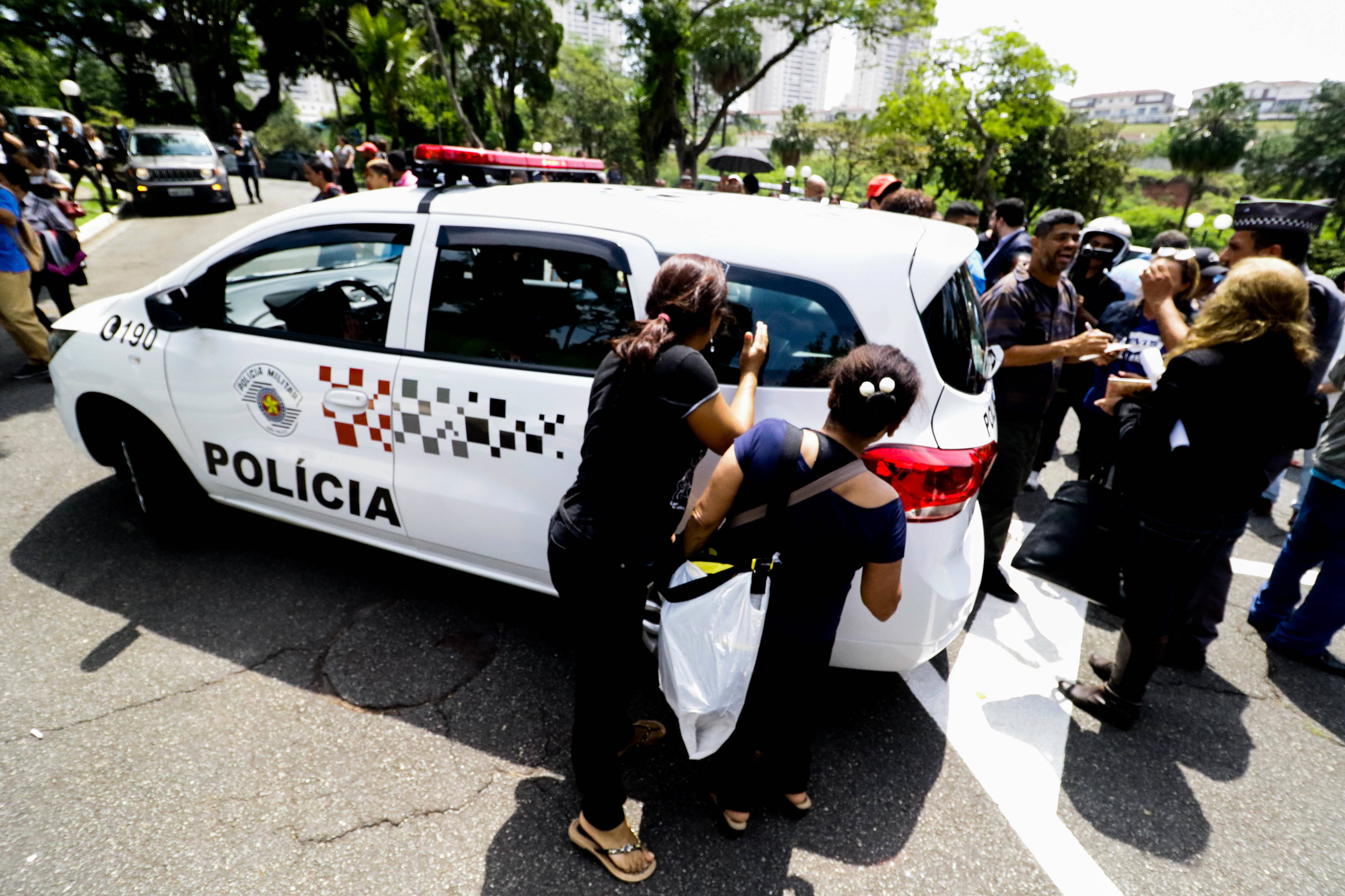 Gugu é alvo de arrastão. Foto: Aloisio Mauricio / Fotoarena / Agência O Globo