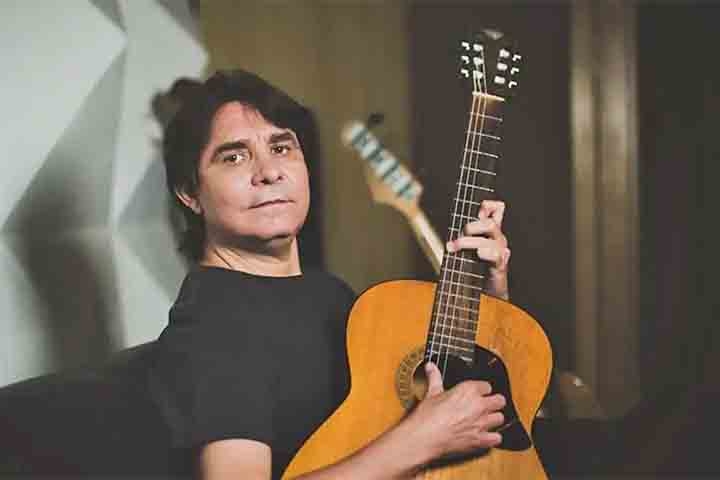 Em 2021, o artista lançou o disco “Muito Além do Fim”, em parceria com seu irmão Márcio Borges. Dois anos depois, veio “Não Me Espere na Estação”, em parceria com o letrista César Maurício. O trabalho, indicado ao Grammy Latino na categoria “Melhor Álbum de Rock ou Música Alternativa em Língua Portuguesa”, reafirmou sua vitalidade artística. 
 Reprodução: Flipar