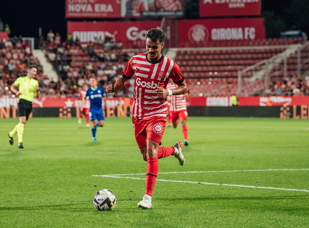 Girona anuncia a contratação do meia Reinier, ex-Flamengo, futebol  espanhol